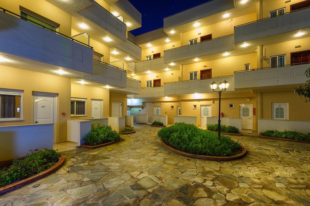 Hotel Fotini Kalamata Exterior photo